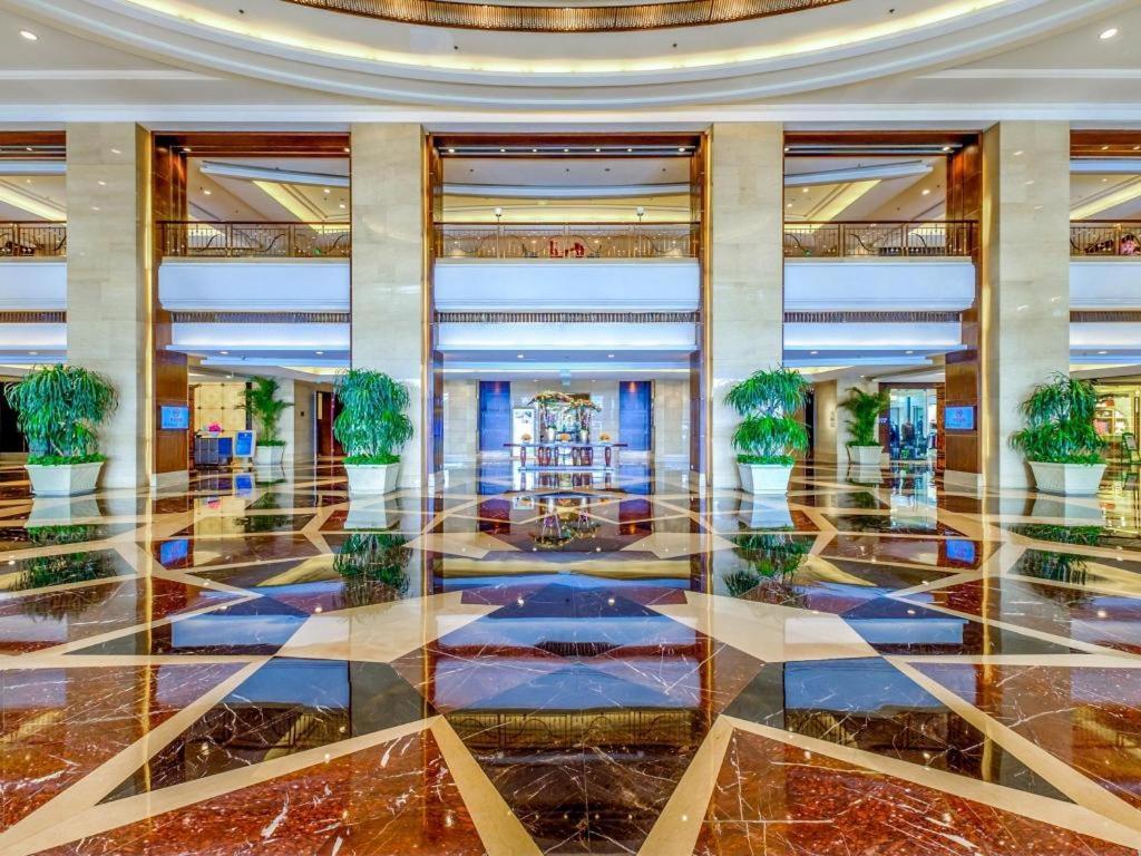 New Century Hangzhou Grand Hotel Exterior photo